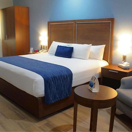 Hotel Comfort Inn Monterrey Norte San Nicolás de los Garzas Eksteriør bilde