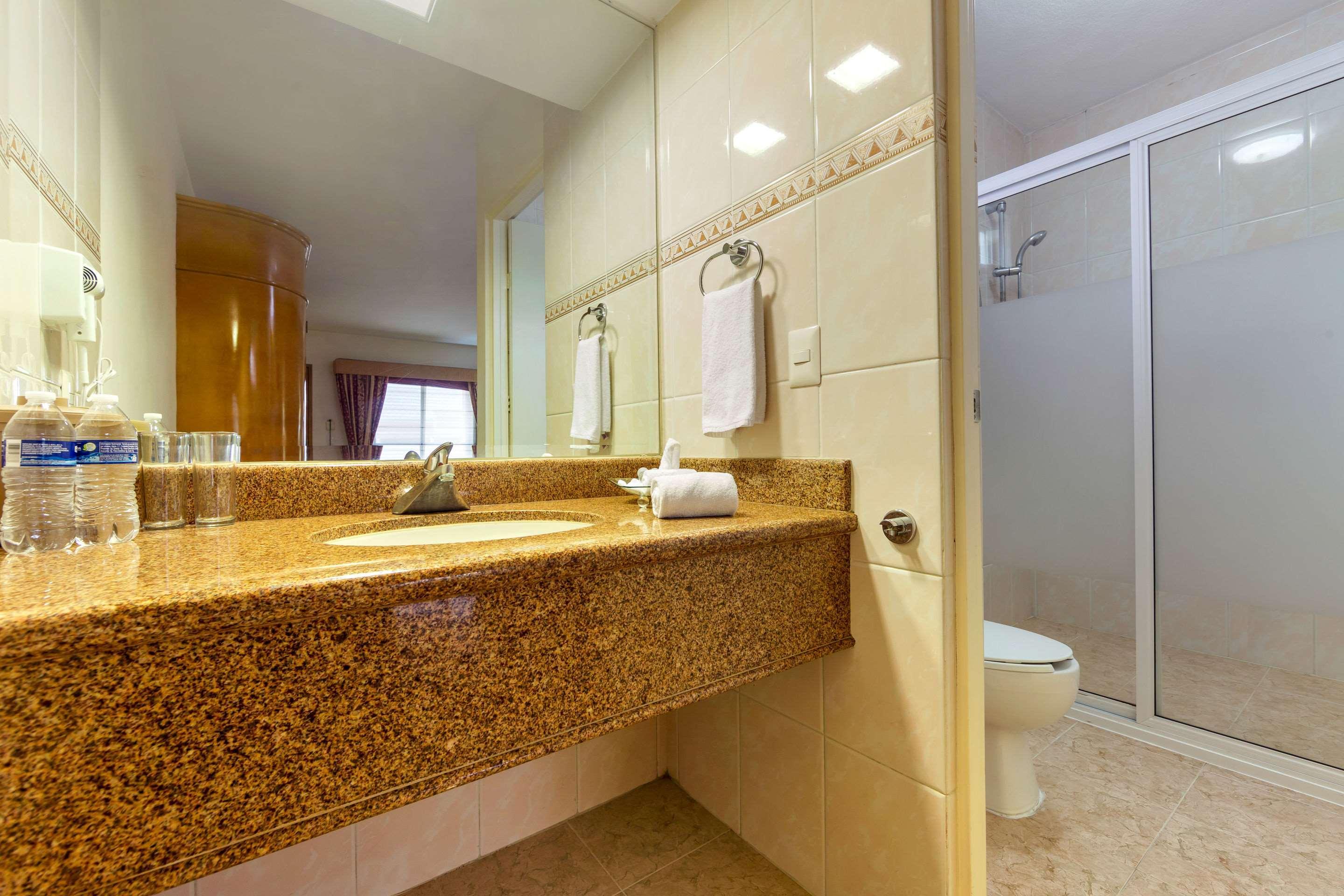 Hotel Comfort Inn Monterrey Norte San Nicolás de los Garzas Eksteriør bilde