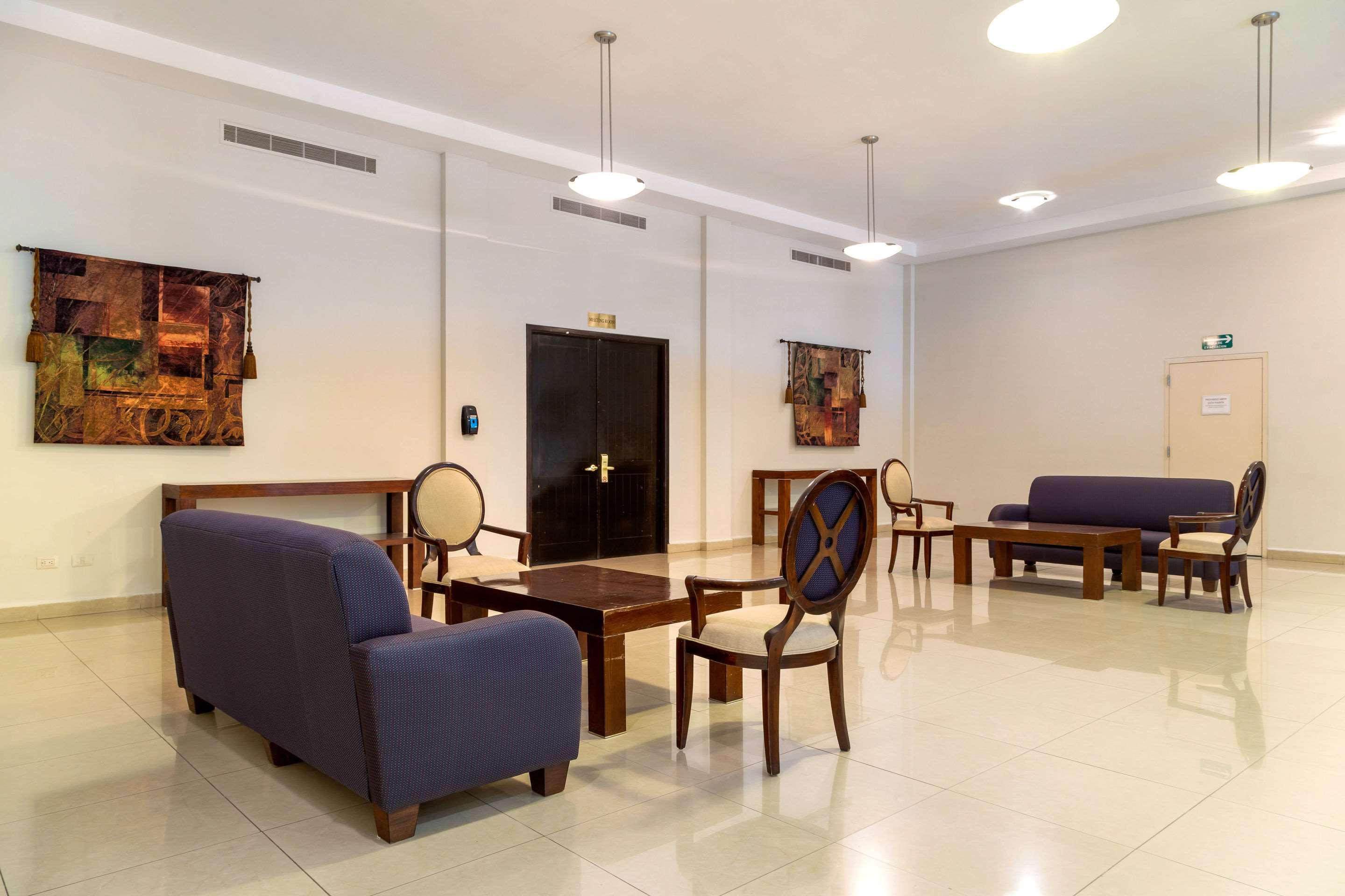 Hotel Comfort Inn Monterrey Norte San Nicolás de los Garzas Eksteriør bilde