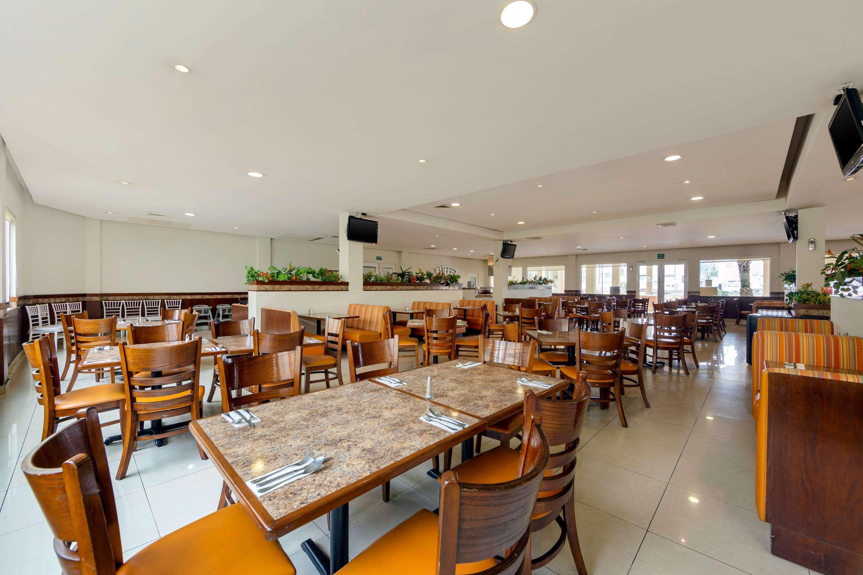 Hotel Comfort Inn Monterrey Norte San Nicolás de los Garzas Eksteriør bilde