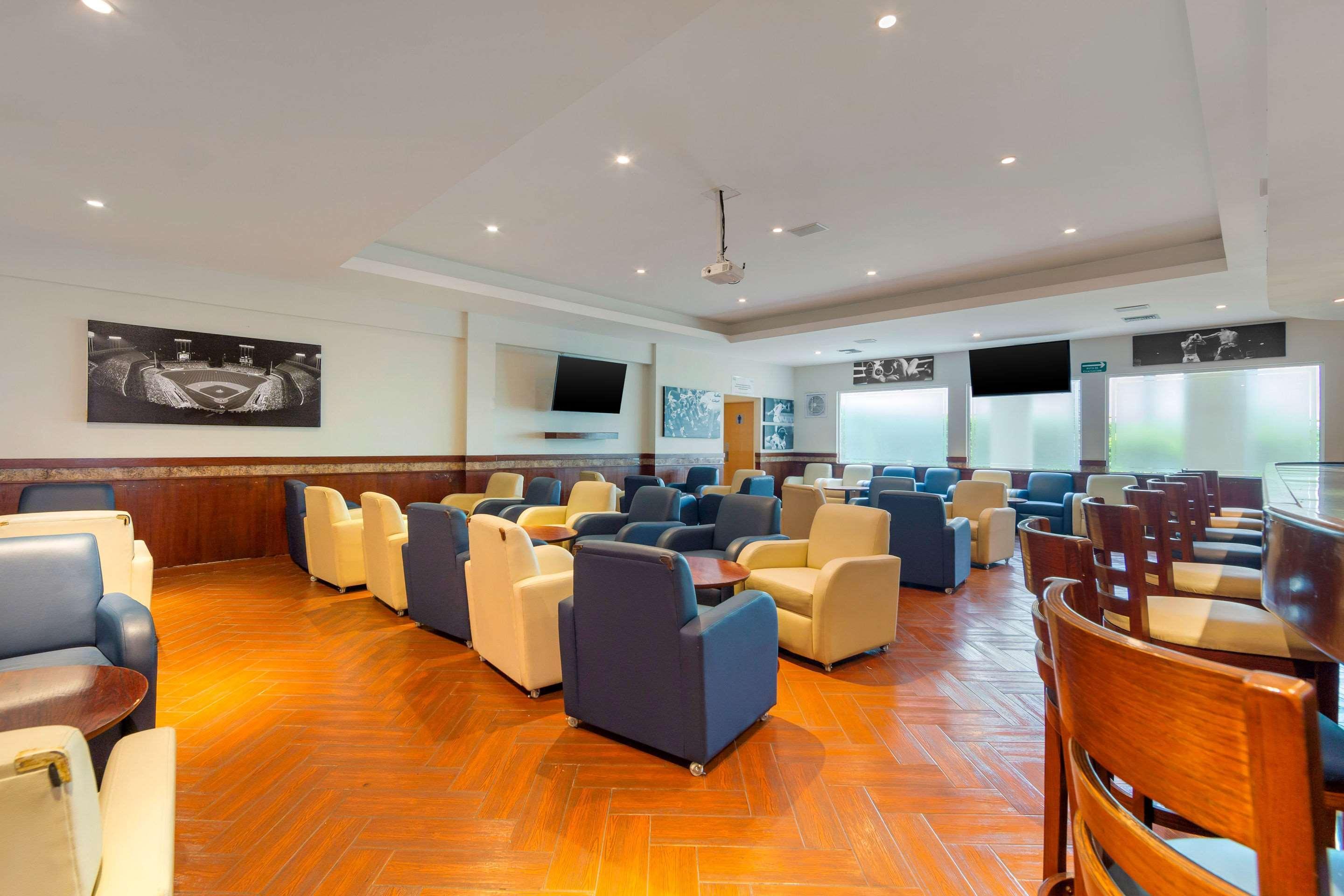 Hotel Comfort Inn Monterrey Norte San Nicolás de los Garzas Eksteriør bilde