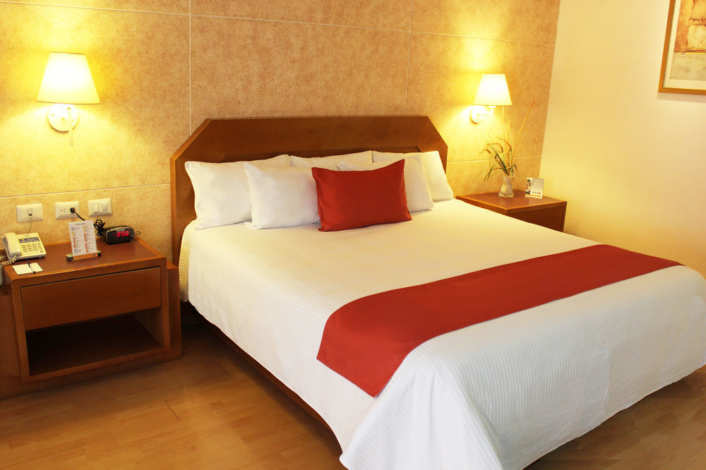 Hotel Comfort Inn Monterrey Norte San Nicolás de los Garzas Eksteriør bilde