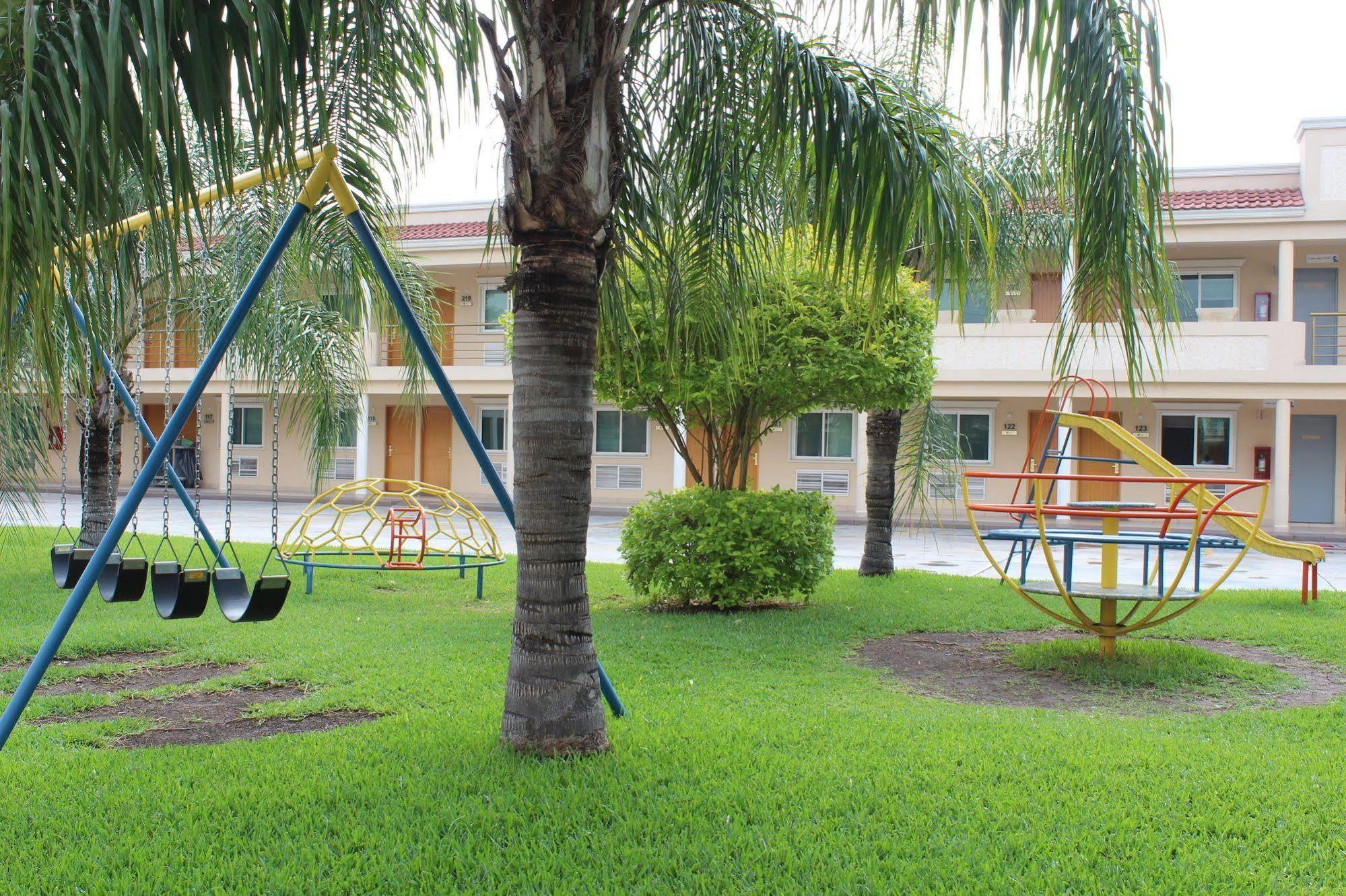 Hotel Comfort Inn Monterrey Norte San Nicolás de los Garzas Eksteriør bilde